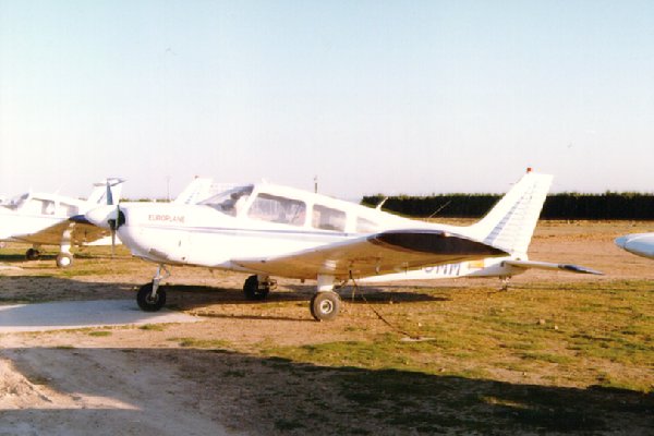 PIPER PA-28