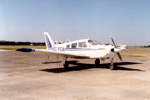 PIPER PA-28